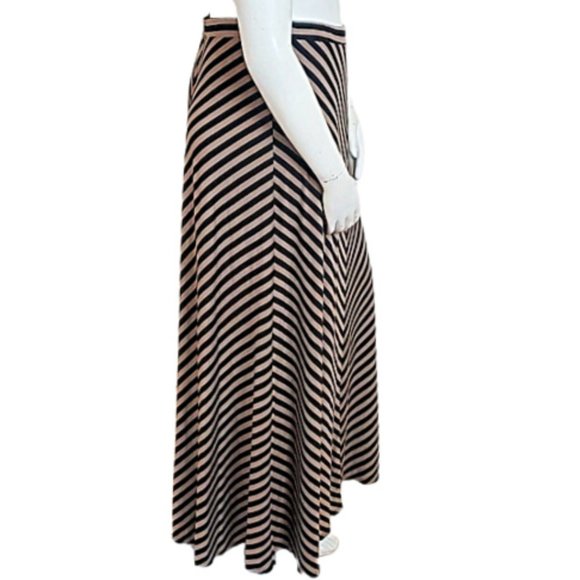 HiNew Scene Striped Maxi-skirt - Picture 4 of 4